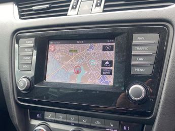 Skoda Octavia 2.0 TDI Elegance DSG Euro 5 (s/s) 5dr
