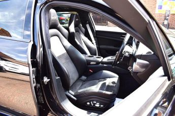 Porsche Panamera 4.0T V8 GTS Sport Turismo PDK 4WD Euro 6 (s/s) 5dr