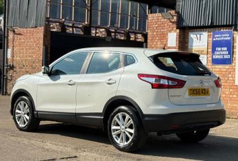 Nissan Qashqai 1.2 DIG-T Acenta XTRON 2WD Euro 6 (s/s) 5dr