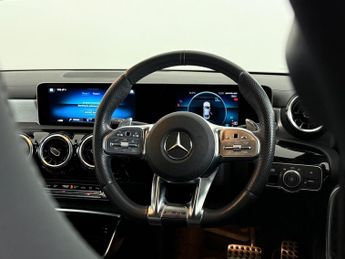 Mercedes-Benz CLA 2.0 CLA35 AMG Coupe 7G-DCT 4MATIC Euro 6 (s/s) 4dr