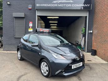 Toyota AYGO 1.0 VVT-i x-play Euro 6 5dr