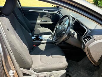 Ford Mondeo 2.0 TDCi Titanium Powershift Euro 6 (s/s) 5dr