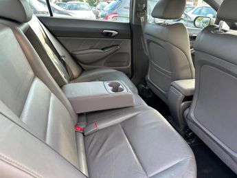 Honda Civic 1.3 IMA ES 4dr