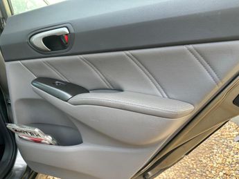 Honda Civic 1.3 IMA ES 4dr