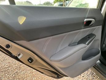 Honda Civic 1.3 IMA ES 4dr
