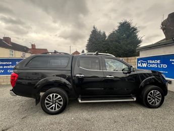 Nissan Navara 2.3 dCi Tekna Auto 4WD Euro 6 4dr