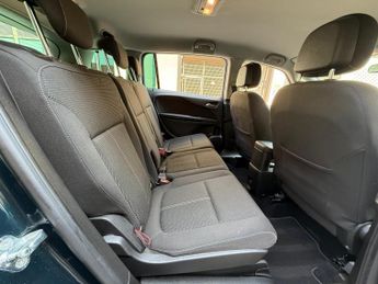 Vauxhall Zafira Tourer 1.4T 16V SRi Auto Euro 5 5dr