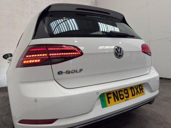 Volkswagen e-Golf 35.8kWh e-Golf Auto 5dr