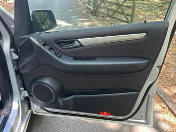 Mercedes-Benz A Class 2.0 A160 CDI Avantgarde SE CVT 5dr