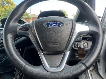 Ford B-Max 1.6 Zetec Powershift Euro 5 5dr