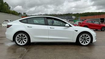 Tesla Model 3 (Dual Motor) Long Range Auto 4WDE 4dr