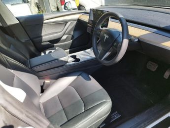 Tesla Model 3 (Dual Motor) Long Range Auto 4WDE 4dr