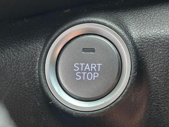 Hyundai KONA 39kWh Premium Auto 5dr (10.5kW Charger)