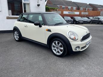 MINI Hatch 1.6 Cooper Steptronic Euro 4 3dr
