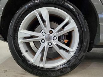 Audi Q3 2.0 TFSI 40 S line S Tronic quattro Euro 6 (s/s) 5dr