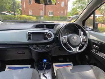 Toyota Yaris 1.5 VVT-h Icon Plus CVT Euro 5 5dr