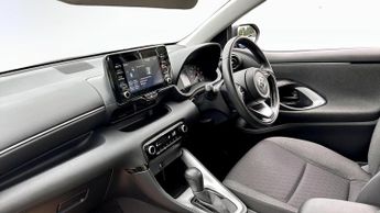 Toyota Yaris Icon Hev Cvt
