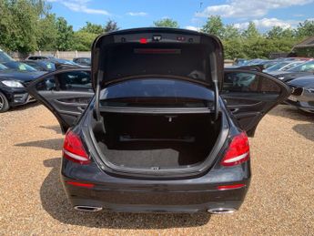 Mercedes-Benz E Class 2.0 E220d AMG Line (Premium) G-Tronic+ Euro 6 (s/s) 4dr