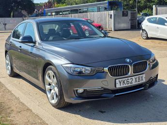 BMW 320 2.0 320d Luxury Euro 5 (s/s) 4dr