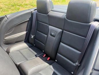 Volkswagen Eos 2.0 TDI BlueMotion Tech Sport Cabriolet DSG Euro 5 (s/s) 2dr