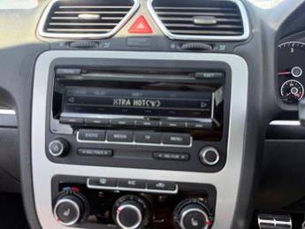 Volkswagen Eos 2.0 TDI BlueMotion Tech Sport Cabriolet DSG Euro 5 (s/s) 2dr