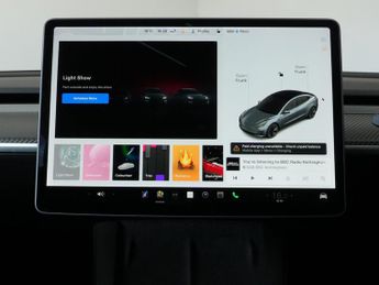 Tesla Model 3 (Dual Motor) Long Range Auto 4WDE 4dr