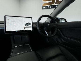 Tesla Model 3 (Dual Motor) Long Range Auto 4WDE 4dr