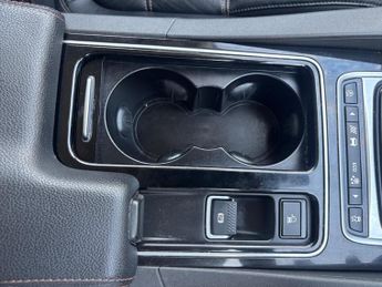 Jaguar F-PACE 2.0 D180 Prestige Auto AWD Euro 6 (s/s) 5dr