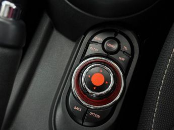 MINI Hatch 1.5 Cooper Auto Euro 6 (s/s) 5dr