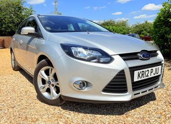 Ford Focus 1.0T EcoBoost Zetec Euro 5 (s/s) 5dr