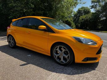 Ford Focus 2.0T EcoBoost ST-2 Euro 5 (s/s) 5dr