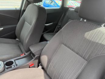 Vauxhall Astra 1.6 16V Exclusiv Sports Tourer Auto Euro 5 5dr