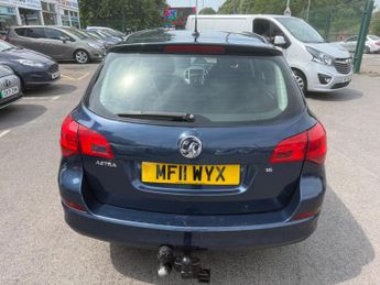 Vauxhall Astra 1.6 16V Exclusiv Sports Tourer Auto Euro 5 5dr