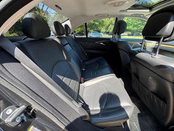 Mercedes-Benz E Class 6.2 E63 AMG G-Tronic 4dr