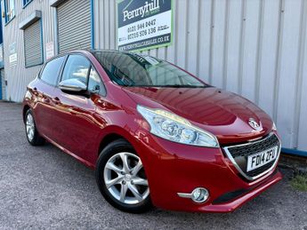 Peugeot 208 1.2 VTi Style Euro 5 5dr