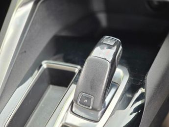 Peugeot 3008 1.2 PureTech Allure EAT Euro 6 (s/s) 5dr