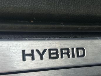Toyota Yaris 1.5 VVT-h Design E-CVT Euro 6 (s/s) 5dr