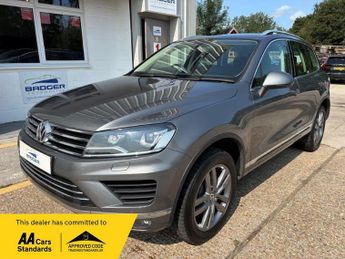 Volkswagen Touareg 3.0 TDI V6 BlueMotion Tech SE Tiptronic 4WD Euro 6 (s/s) 5dr