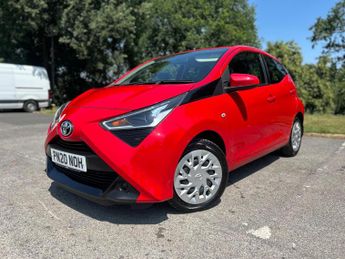 Toyota AYGO 1.0 VVT-i x-play x-shift Euro 6 5dr