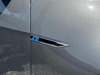 Volkswagen Golf 2.0 TSI R DSG 4Motion Euro 6 (s/s) 5dr