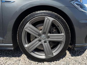 Volkswagen Golf 2.0 TSI R DSG 4Motion Euro 6 (s/s) 5dr