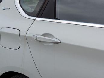 BMW 2 Series Active Tourer 1.5 225xe 7.6kWh Luxury Auto 4WD Euro 6 (s/s) 5dr