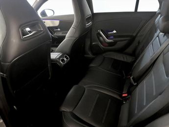 Mercedes-Benz CLA 1.3 CLA180 AMG Line (Premium) Shooting Brake 7G-DCT Euro 6 (s/s)