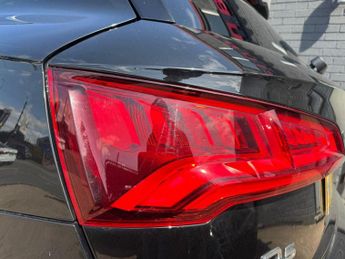 AUDI Q5 2.0 TDI S line SUV 5dr Diesel S Tronic quattro Euro 6 (s/s) (190
