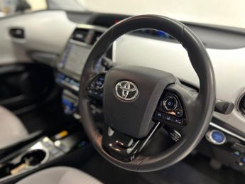 Toyota Prius 1.8 VVT-h 8.8 kWh Business Edition Plus CVT Euro 6 (s/s) 5dr