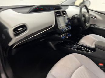 Toyota Prius 1.8 VVT-h 8.8 kWh Business Edition Plus CVT Euro 6 (s/s) 5dr