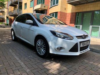 Ford Focus 1.0T EcoBoost Zetec Navigator Euro 5 (s/s) 5dr