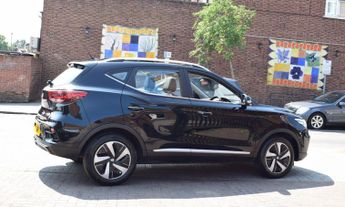 MG MG ZS 51.1kWh Trophy Auto 5dr