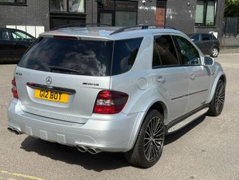 Mercedes-Benz M Class 6.3 ML63 AMG 7G-Tronic 5dr