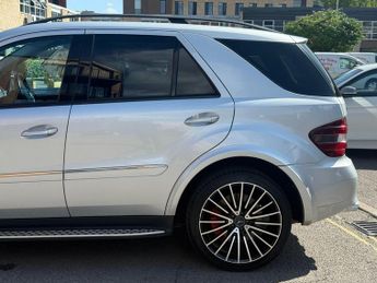 Mercedes-Benz M Class 6.3 ML63 AMG 7G-Tronic 5dr